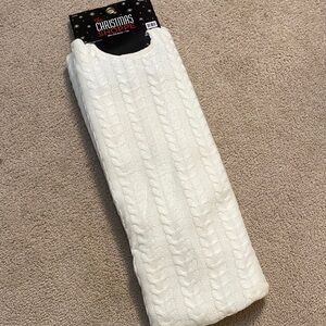 Hobby lobby White Christmas tree skirt